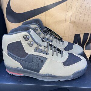 NEW Nike Baltoro QS IO4556-200 Olive Khaki Black Men Size 12.5